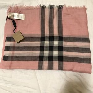 Burberry scarf